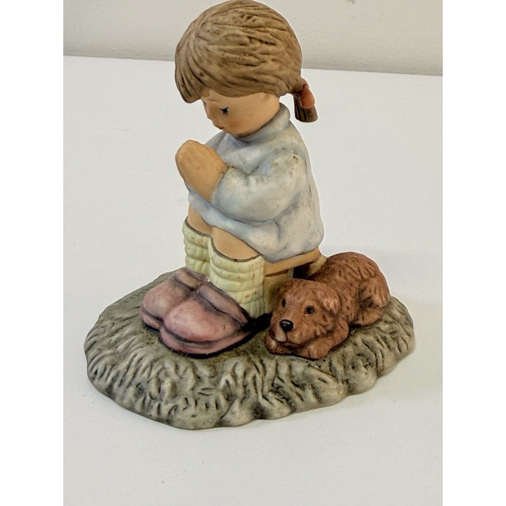 Goebel Berta Hummel Silent Prayer BH 2 1996 4 in Hand Painted Dog Figurine